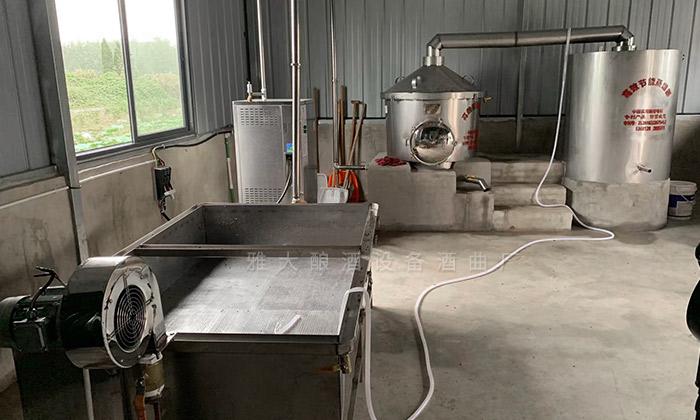小型烤酒設備
