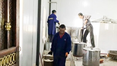 中秋臨近，燒酒設(shè)備釀造的純糧酒銷量直線上漲，你還在觀望嗎