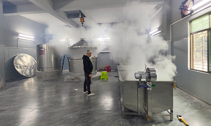 釀酒設(shè)備要定期消毒清潔