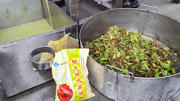 獼猴桃滯銷不用愁，林姐用造酒設(shè)備釀造富硒獼猴桃酒生意好到爆