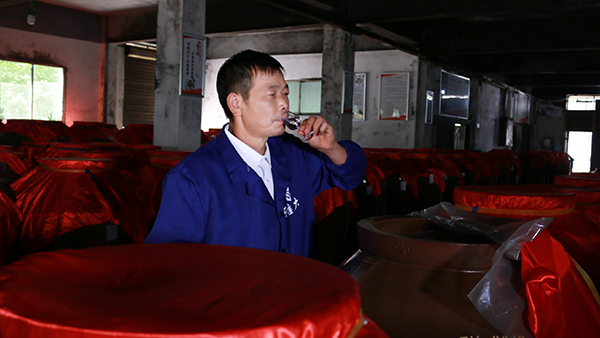 “好入喉，不上頭”的酒就是蒸酒設(shè)備釀造的純糧好酒嗎？