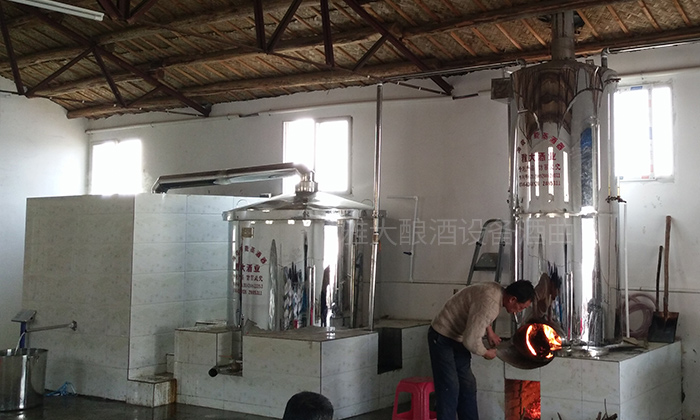 釀酒工藝-低度白酒是如何用白酒釀酒設(shè)備釀制的？6