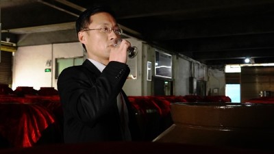 關(guān)于白酒口感的秘密，99%用大型釀酒設備做酒的老師傅都不知道！