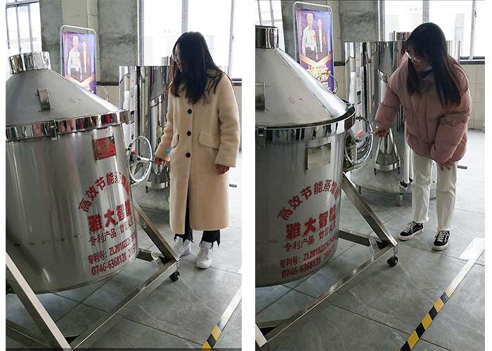 聽完老師的講解后，同學(xué)們?nèi)滩蛔∮H自體驗一番