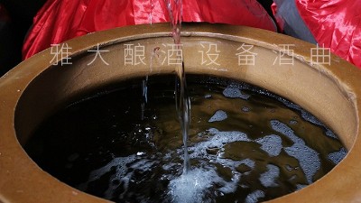 白酒香型到底是怎樣產(chǎn)生的？濃香醬香清香等是近代才有的嗎