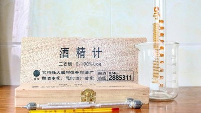 用蒸酒設(shè)備釀酒的新人，測酒度時為什么總是不準(zhǔn)確？