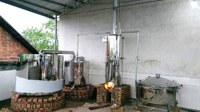 在農村開小型酒廠有錢途嗎?小型釀酒設備靠譜嗎？