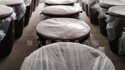 小型制酒設(shè)備：白酒的香氣是自然發(fā)酵而來(lái)，還是靠添加香精香料？