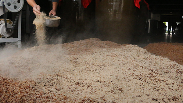 用白酒釀酒設(shè)備做酒，這5點(diǎn)基礎(chǔ)知識(shí)您都了解嗎？