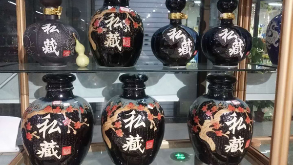 受疫情影響沒(méi)了工作，釀酒設(shè)備小型酒坊撬動(dòng)“大就業(yè)”