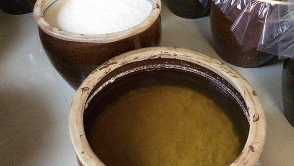 用不銹鋼釀酒設(shè)備做半固態(tài)大米酒，怎樣判斷發(fā)酵是否完成？