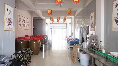 辛苦打工賺錢難，還不如買套蒸酒設備回家釀酒賺錢多！