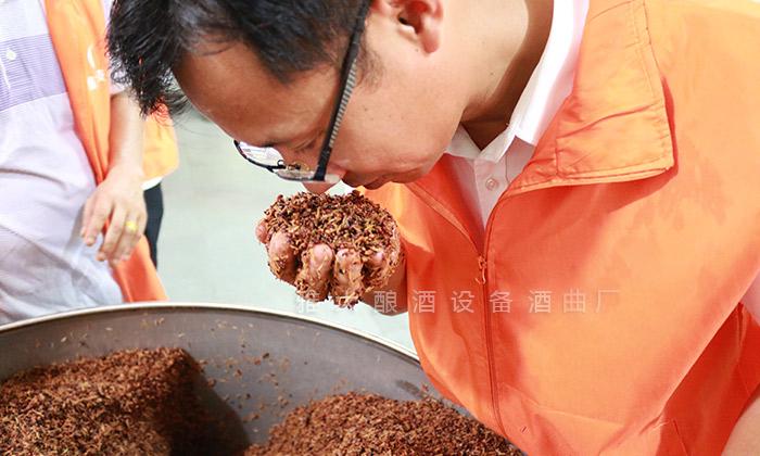 從糧香到陳香，帶您了解白酒香氣的多彩世界 2