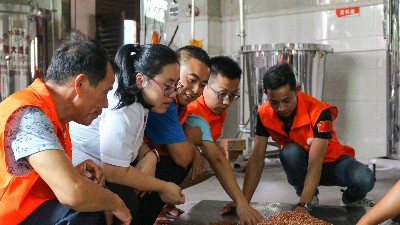 開(kāi)酒坊是先學(xué)釀酒技術(shù)還是先買(mǎi)燒酒設(shè)備？