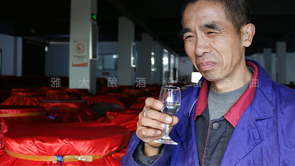 用蒸酒設(shè)備做酒，這些環(huán)節(jié)操作不當(dāng)易引起酒苦！