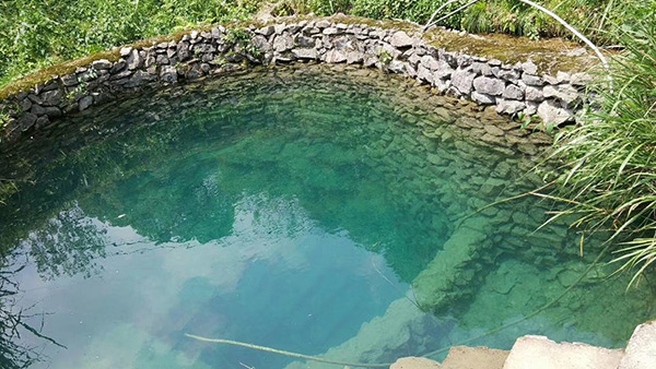 用白酒蒸餾設(shè)備開酒坊，釀造用水到底要怎么選？