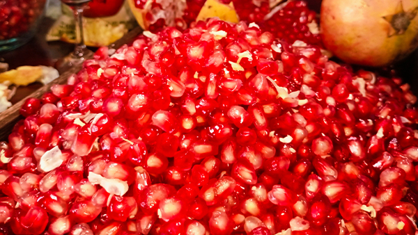 封存秋天收獲的味道，雅大釀酒設(shè)備教您釀石榴酒！